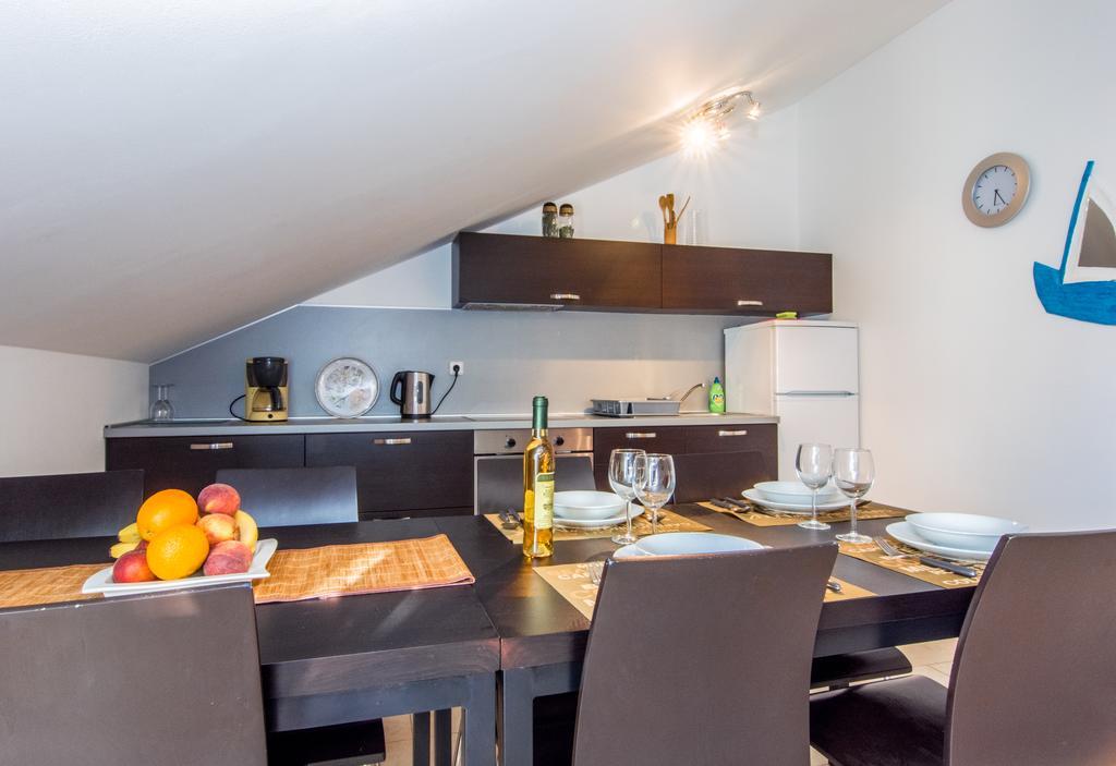 Apartments Domuzin Biograd Na Moru Εξωτερικό φωτογραφία