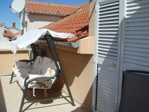 Apartments Domuzin Biograd Na Moru Εξωτερικό φωτογραφία